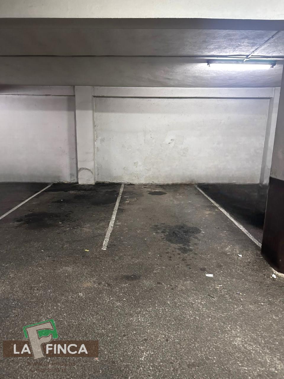 For sale of garage in Oviedo