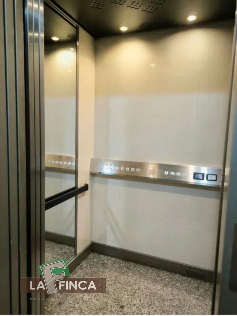 Venta de piso en Oviedo