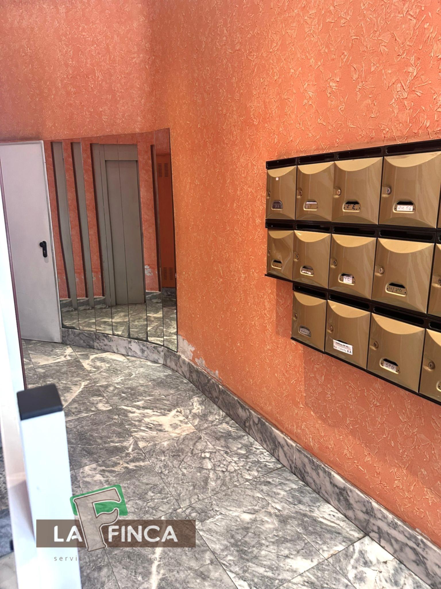 Venta de piso en Oviedo