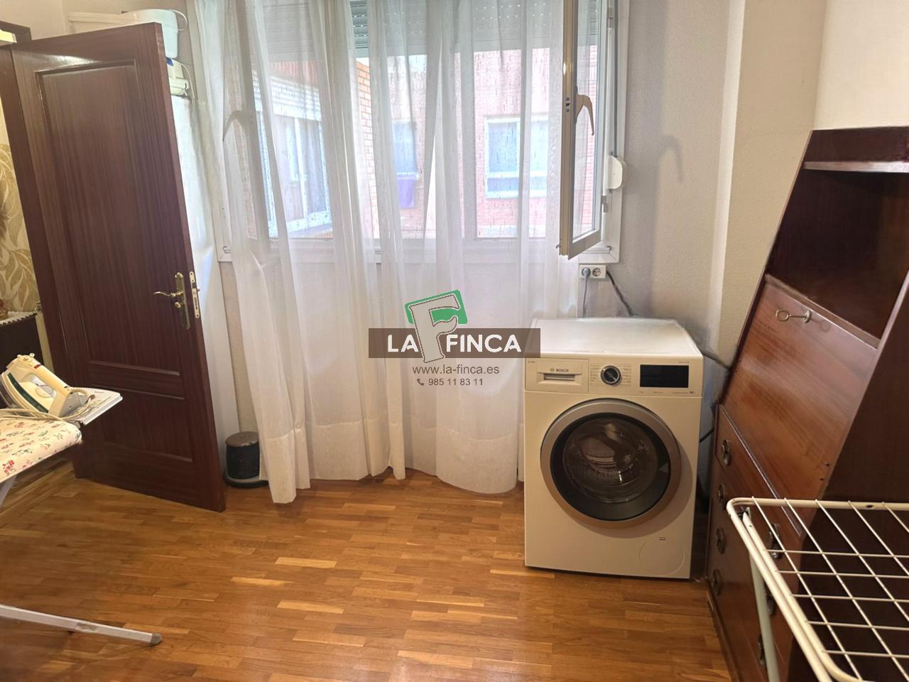 For sale of chalet in Oviedo
