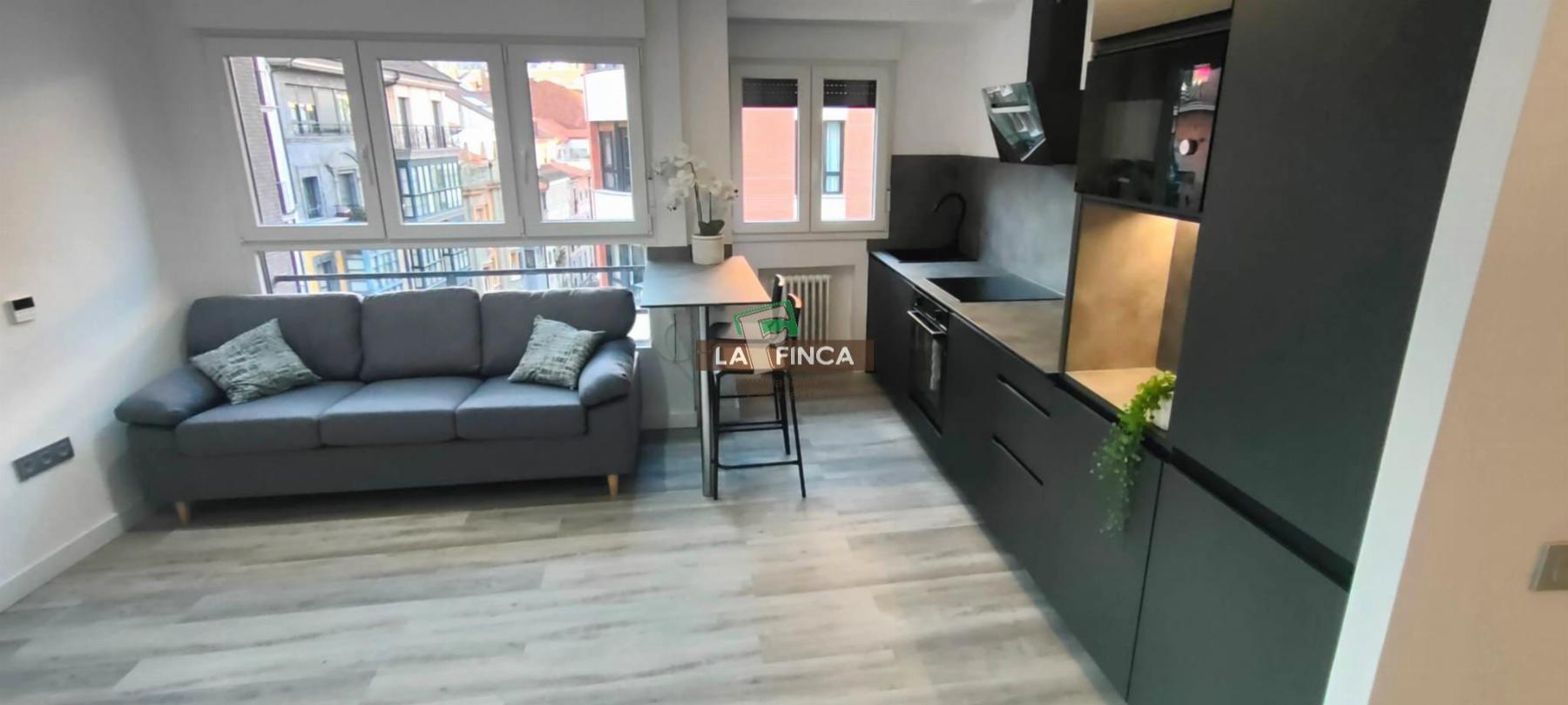 For sale of apartment in Oviedo