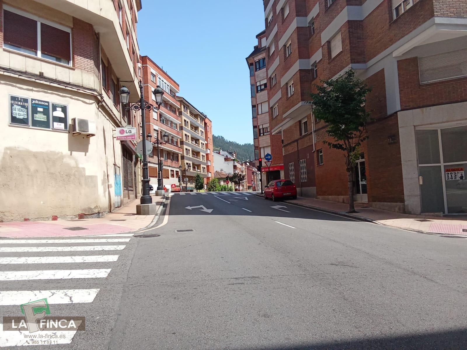 For sale of apartment in Oviedo