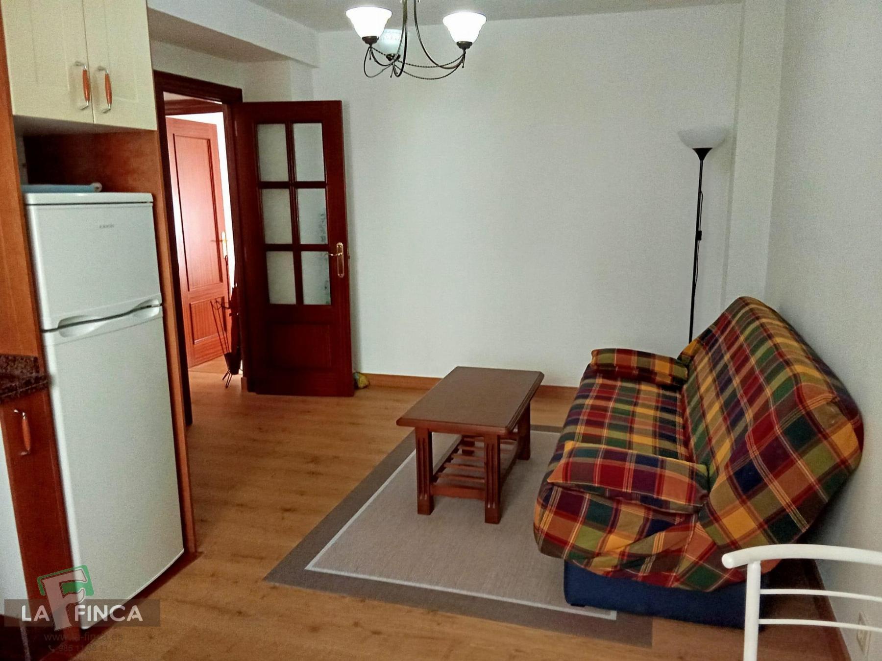 For sale of apartment in Oviedo