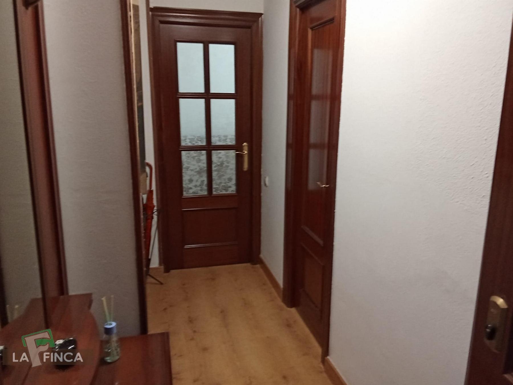 For sale of apartment in Oviedo