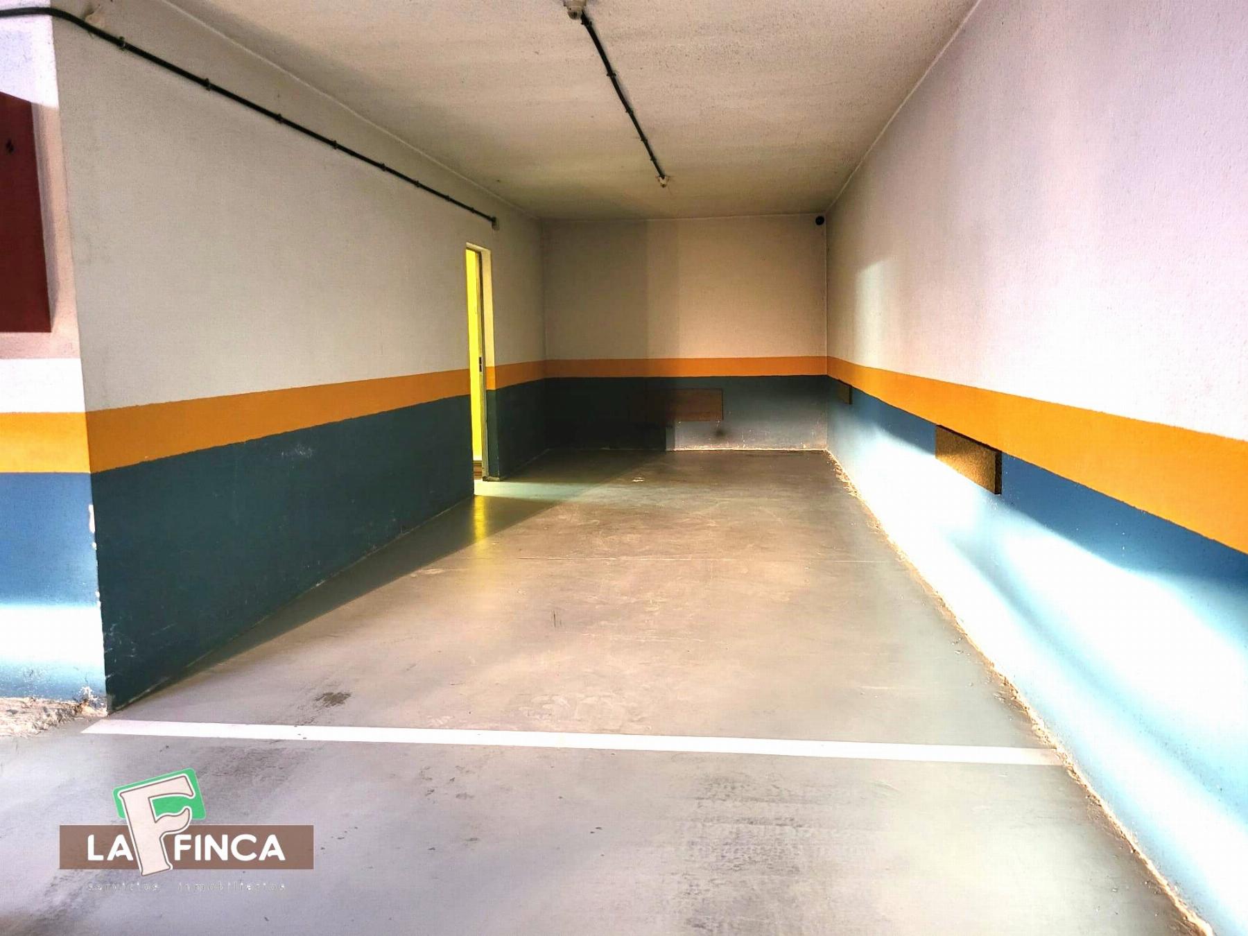 For sale of garage in Oviedo