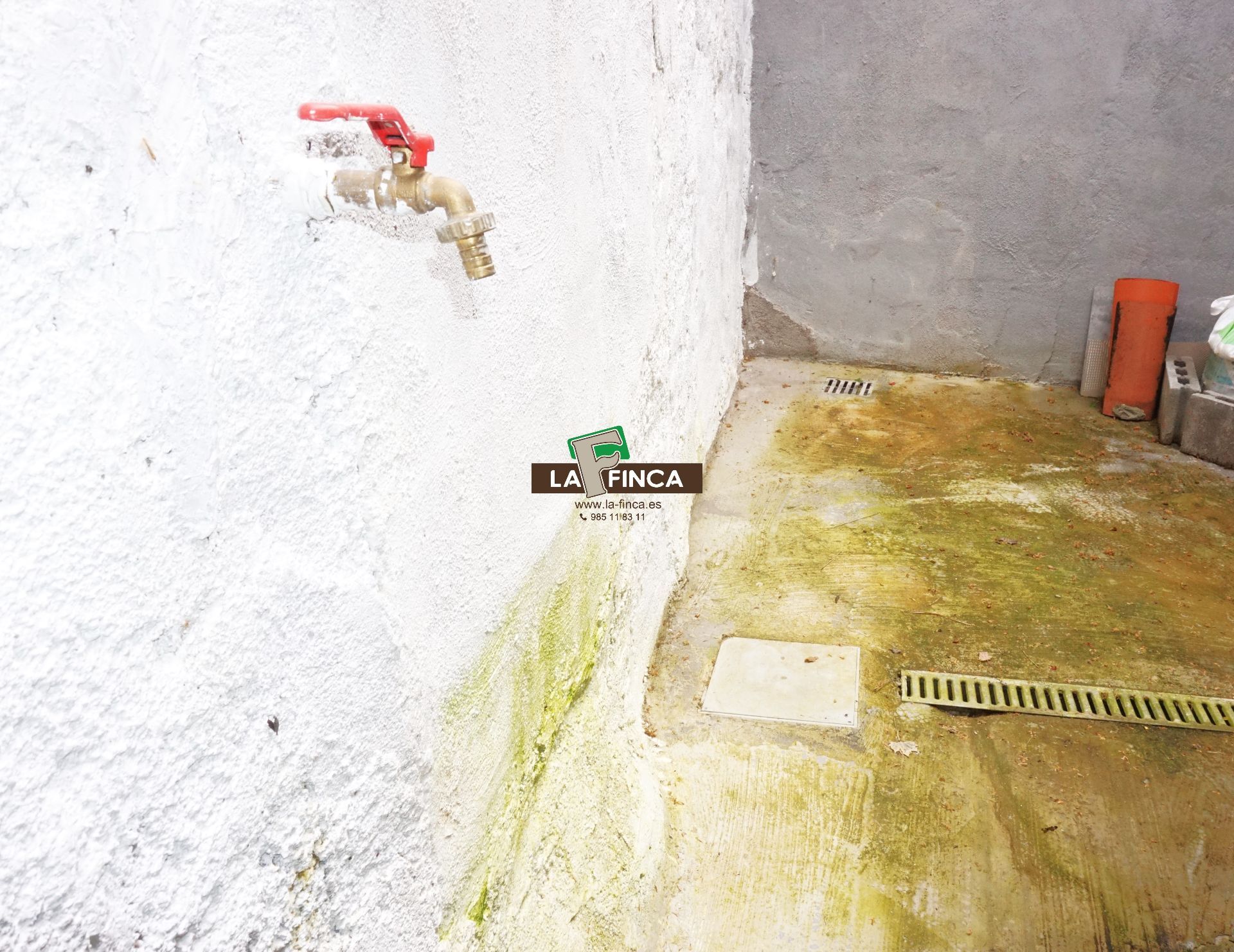 For sale of house in Oviedo