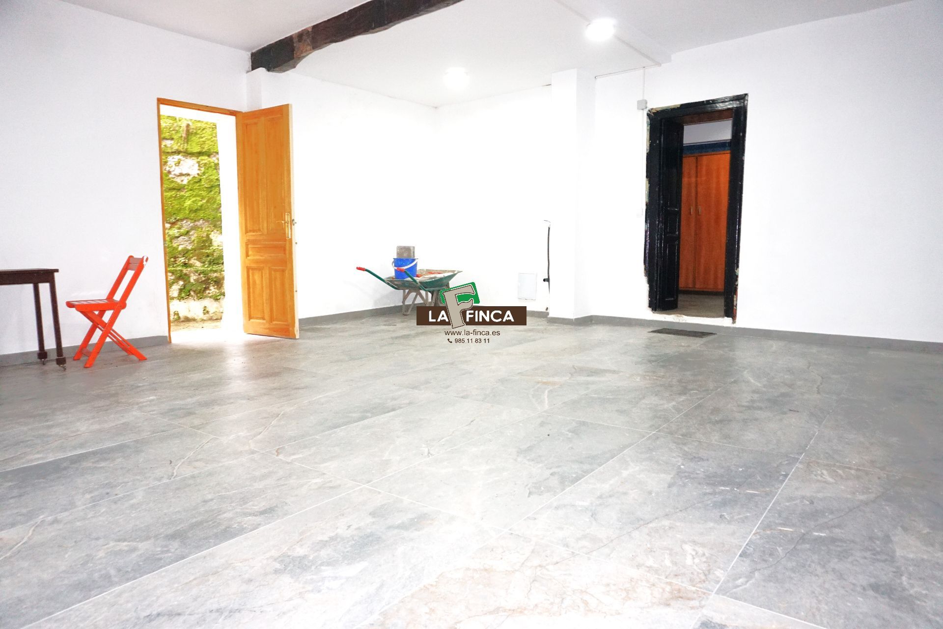 For sale of house in Oviedo