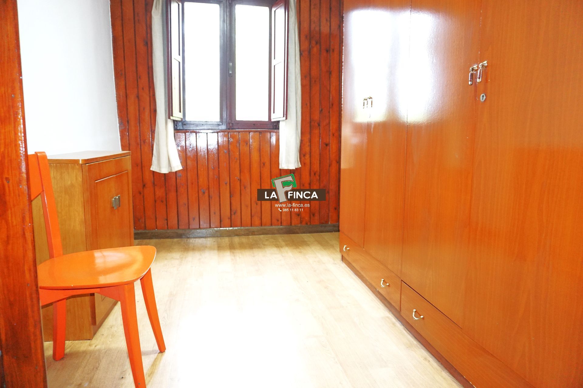 For sale of house in Oviedo