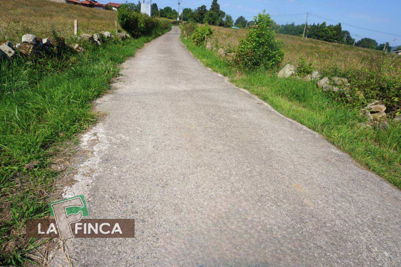 Venta de terreno en Villaviciosa