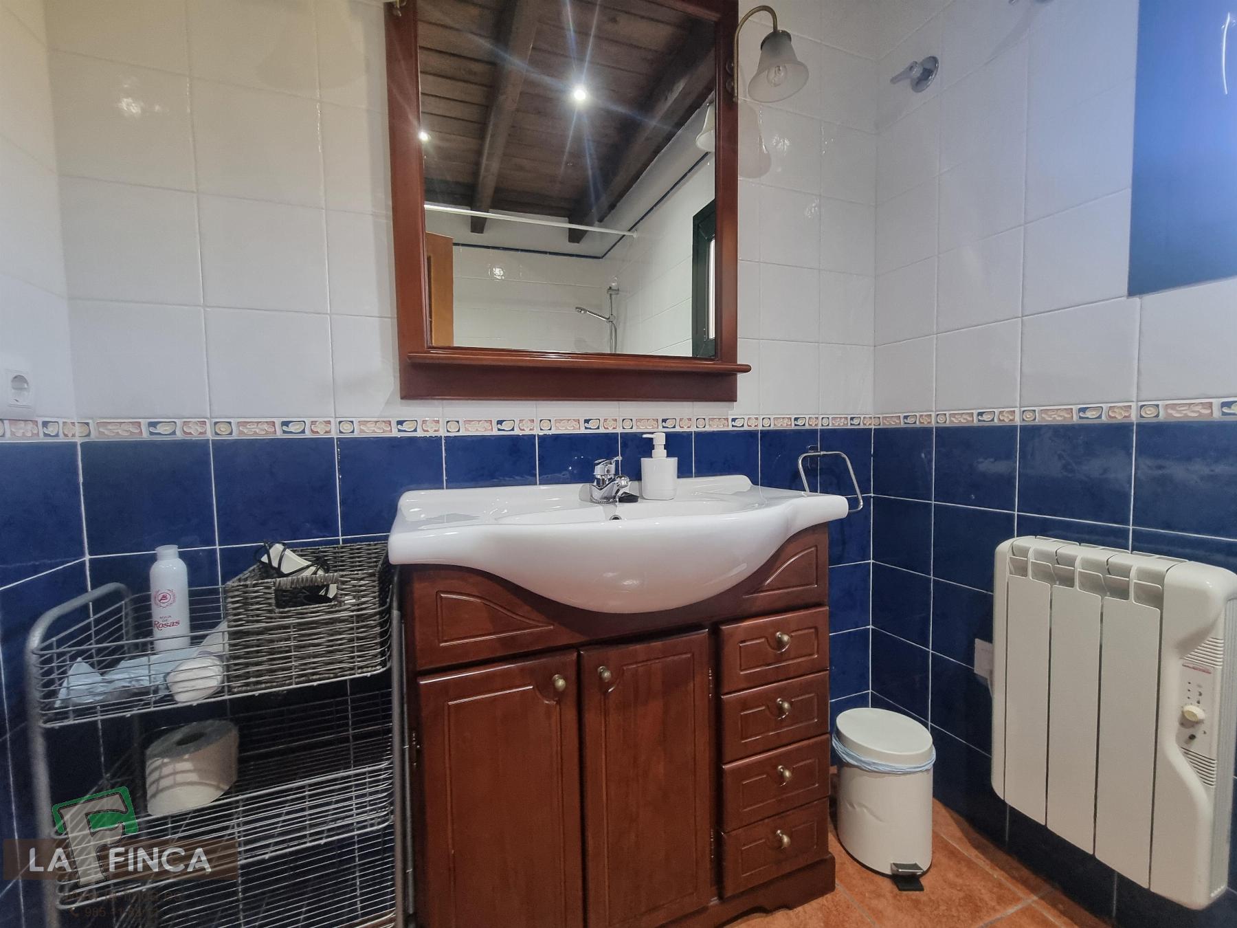 For sale of chalet in Candamo