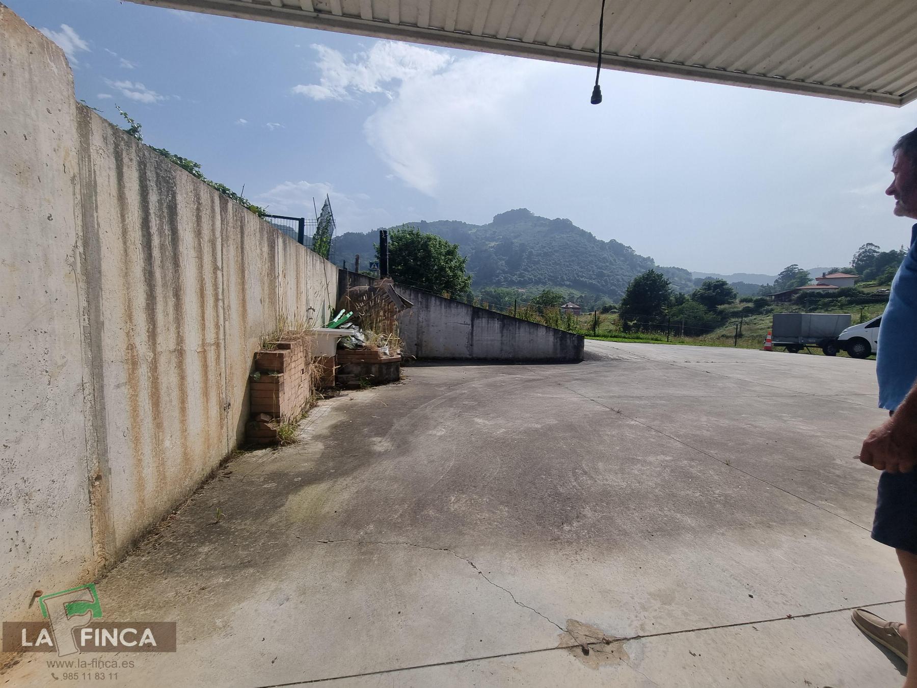 For sale of chalet in Candamo