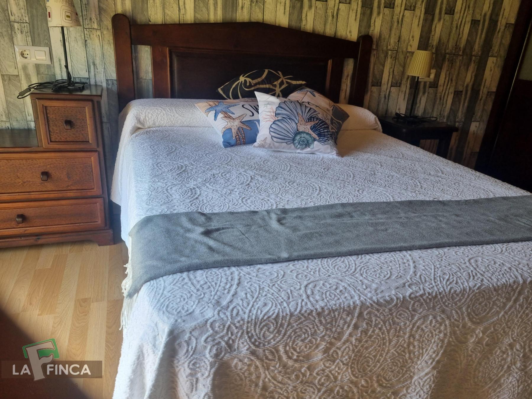 For sale of chalet in Candamo