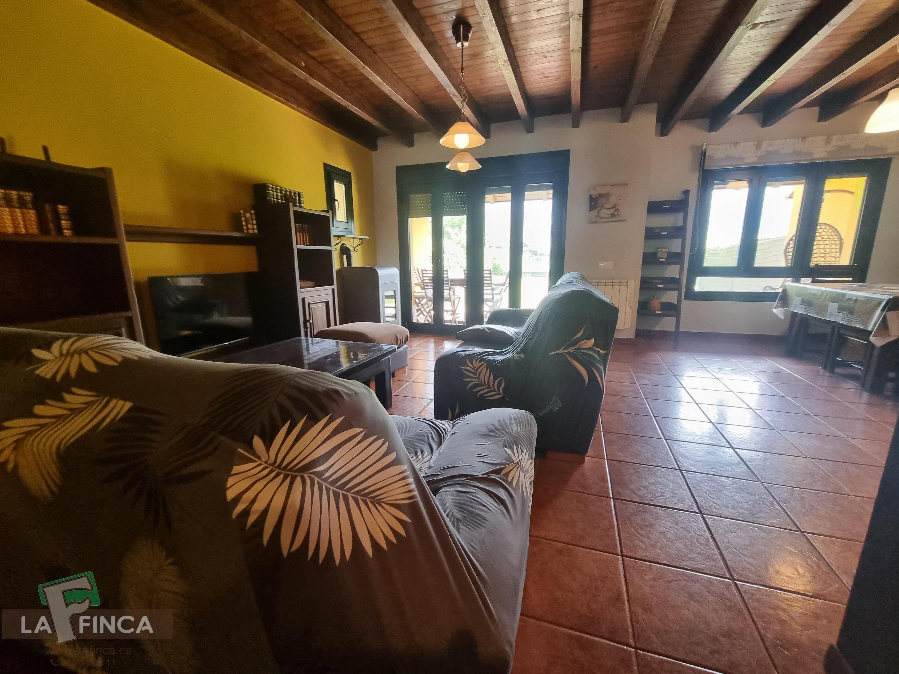 For sale of chalet in Candamo