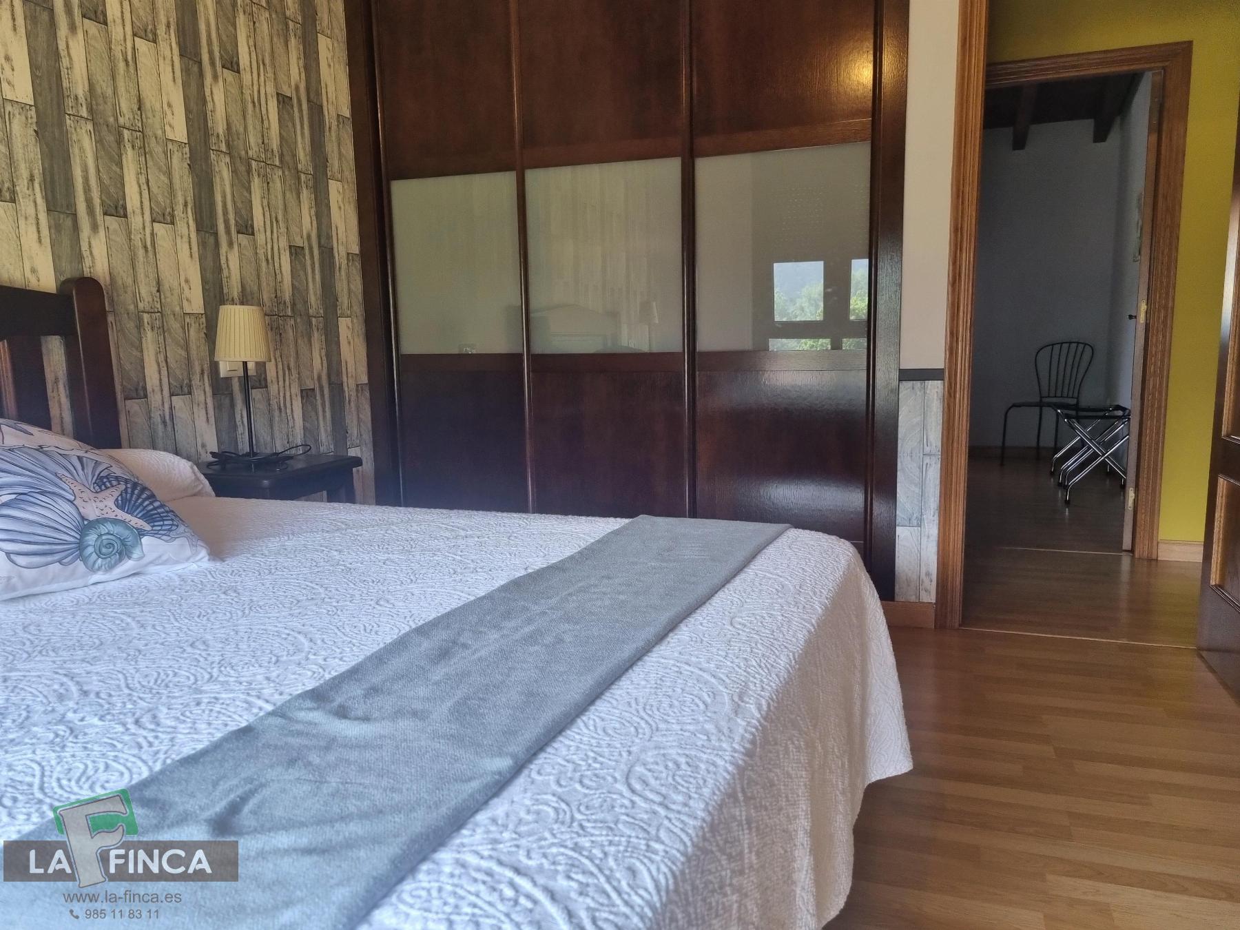 For sale of chalet in Candamo