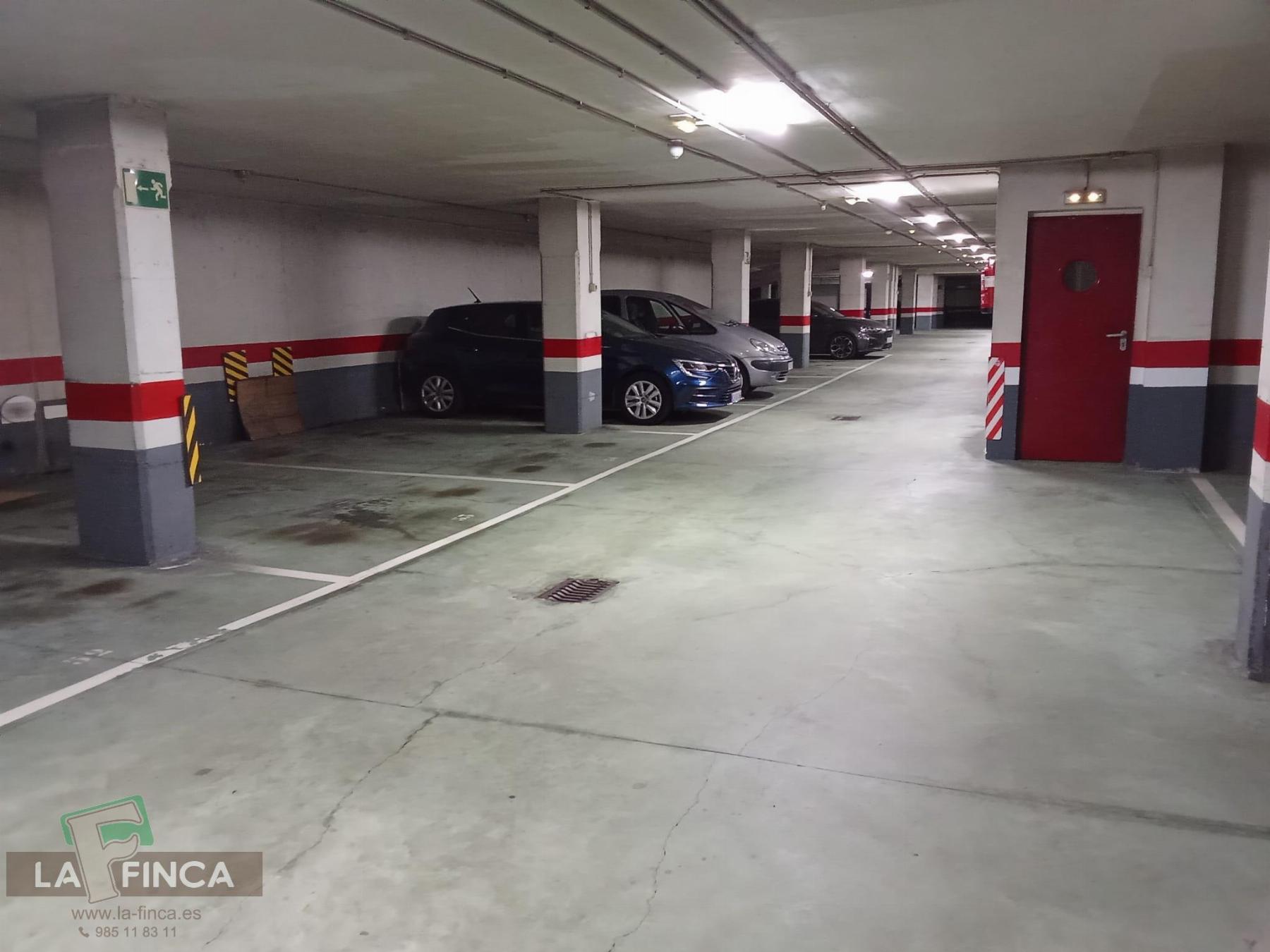 For rent of garage in Oviedo
