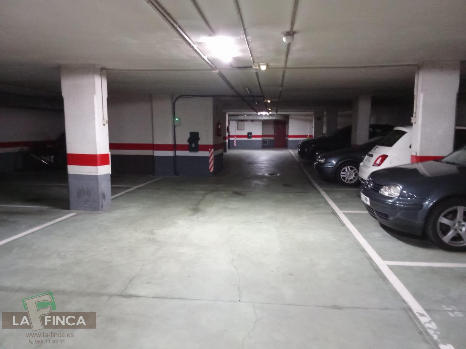 For rent of garage in Oviedo