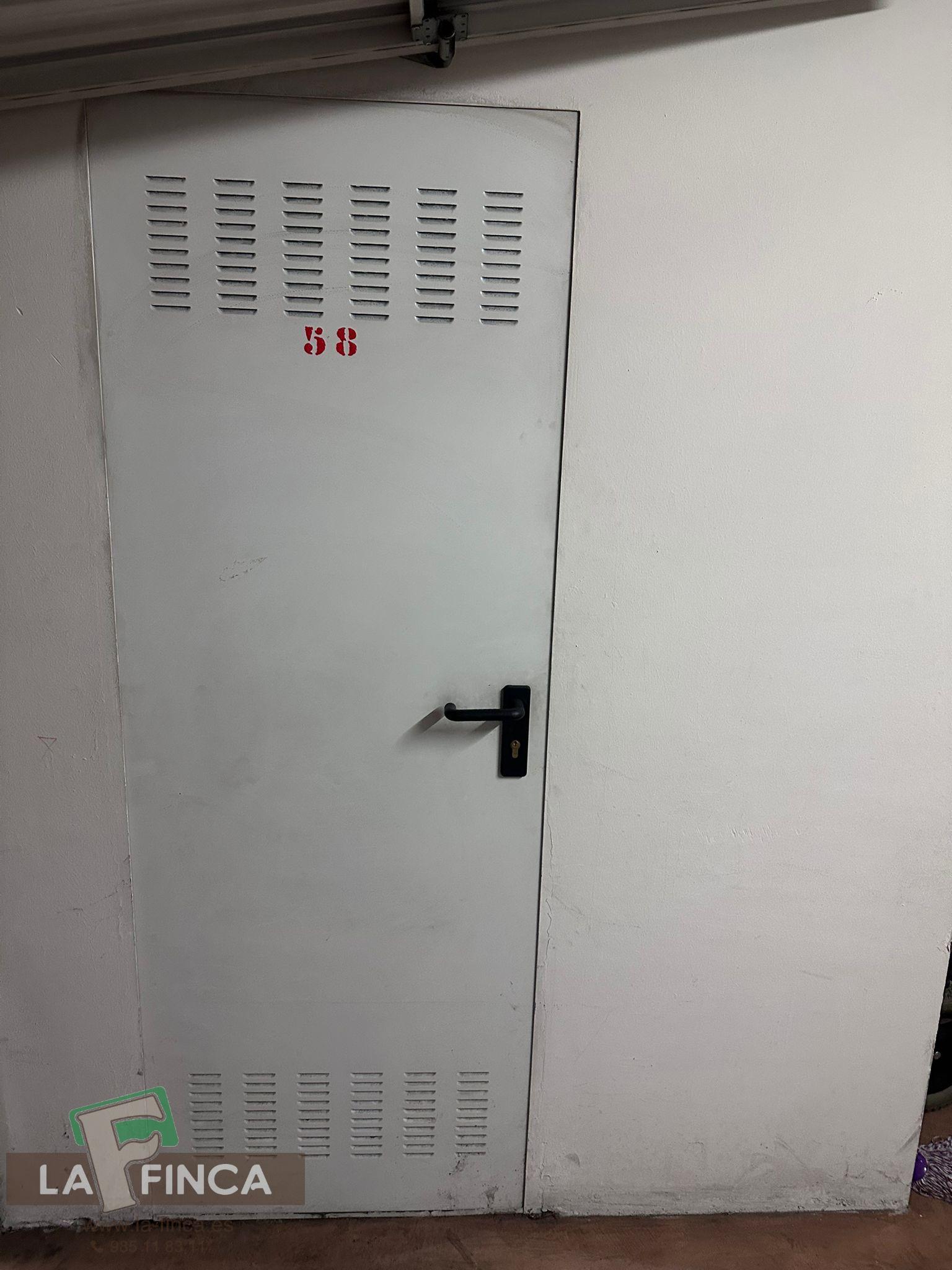 For sale of flat in Oviedo