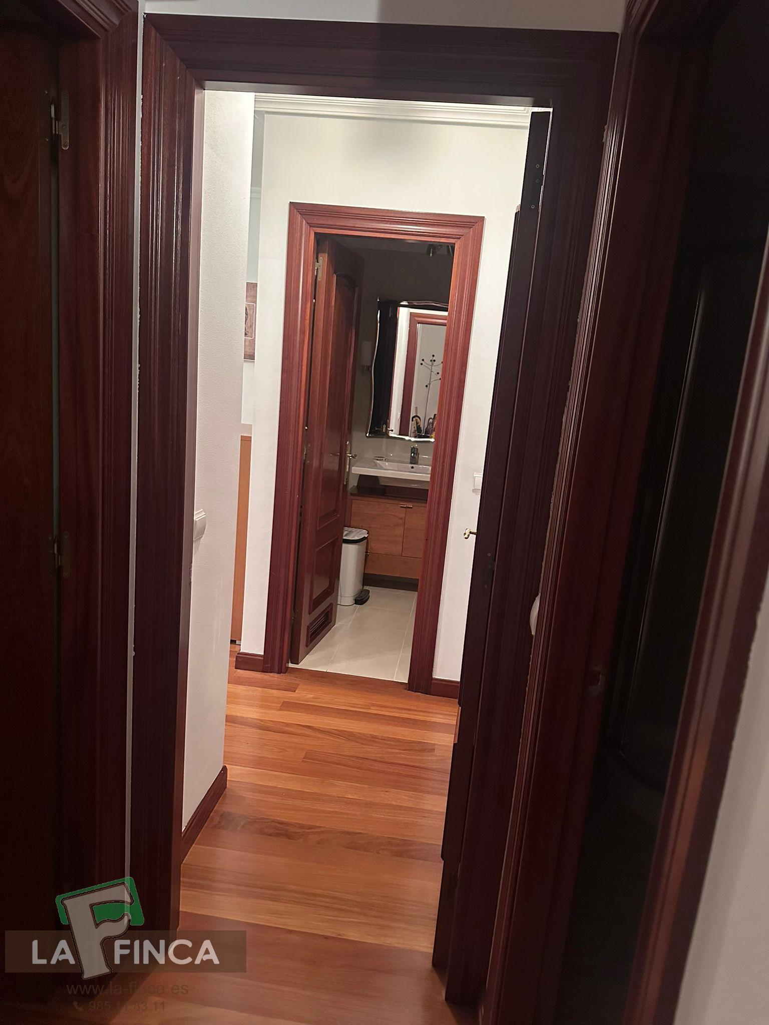 For sale of flat in Oviedo