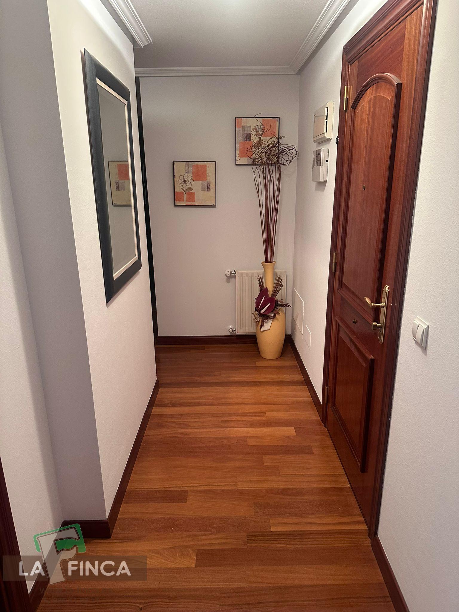 For sale of flat in Oviedo
