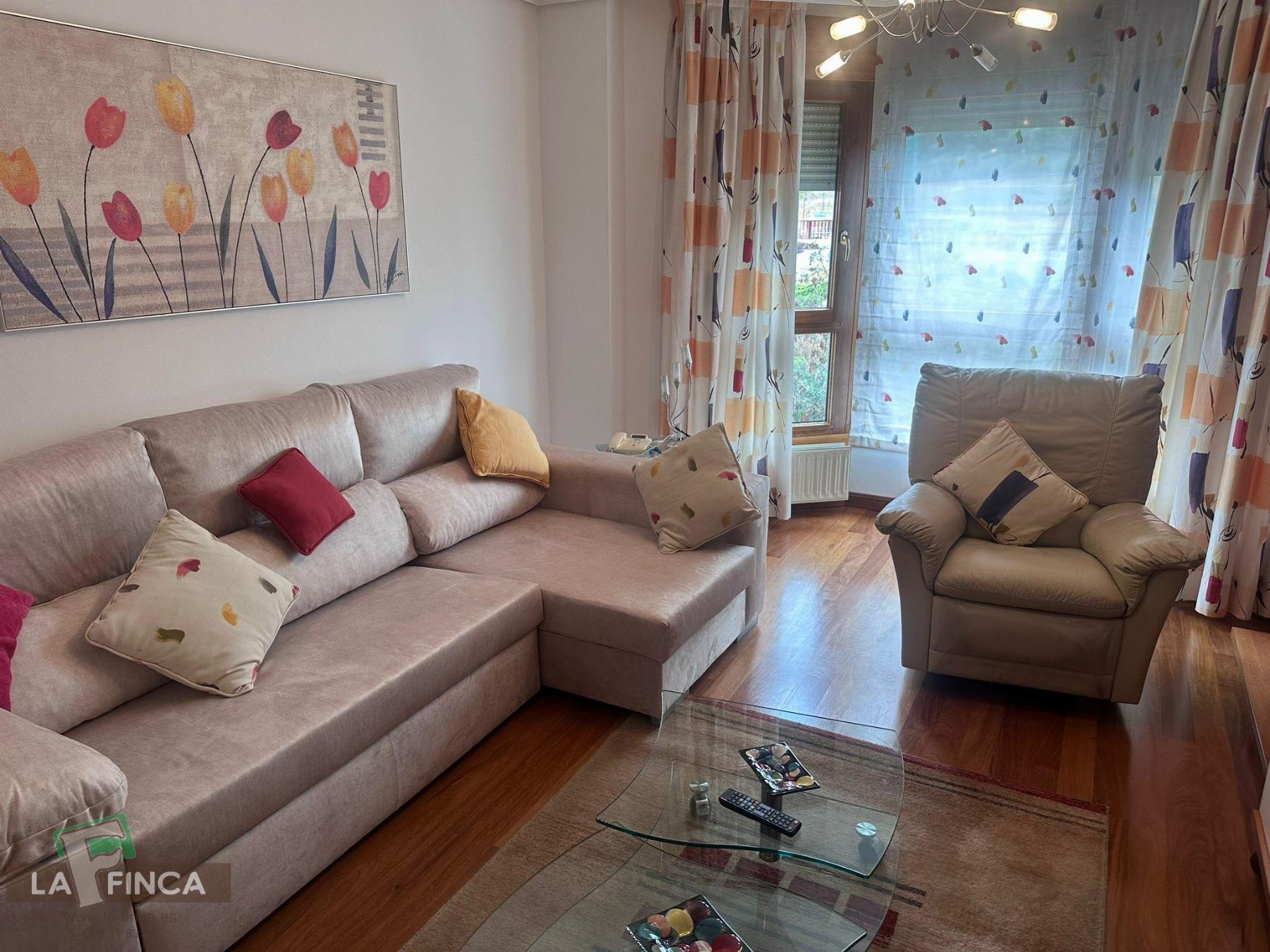 For sale of flat in Oviedo