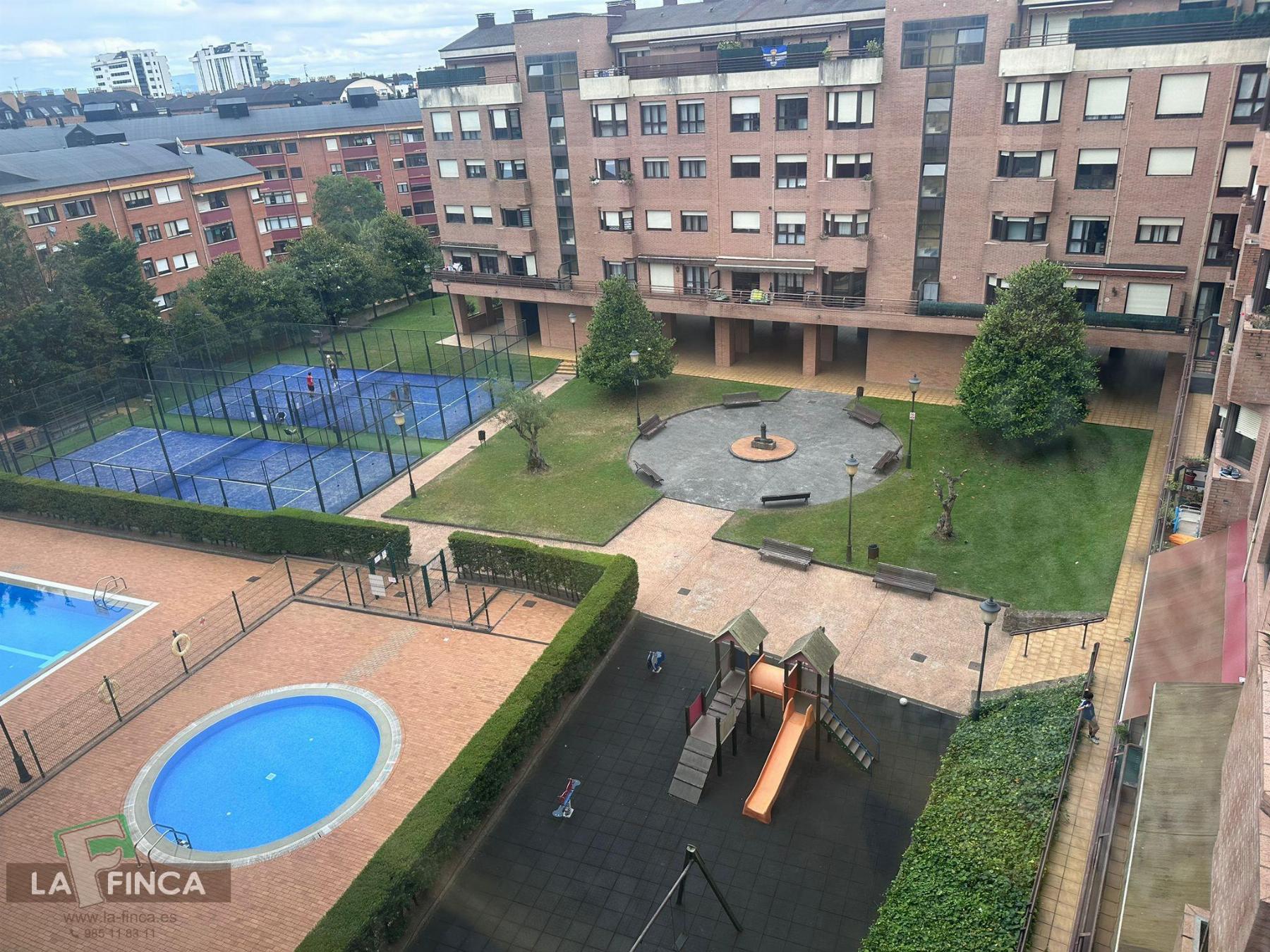 For sale of flat in Oviedo