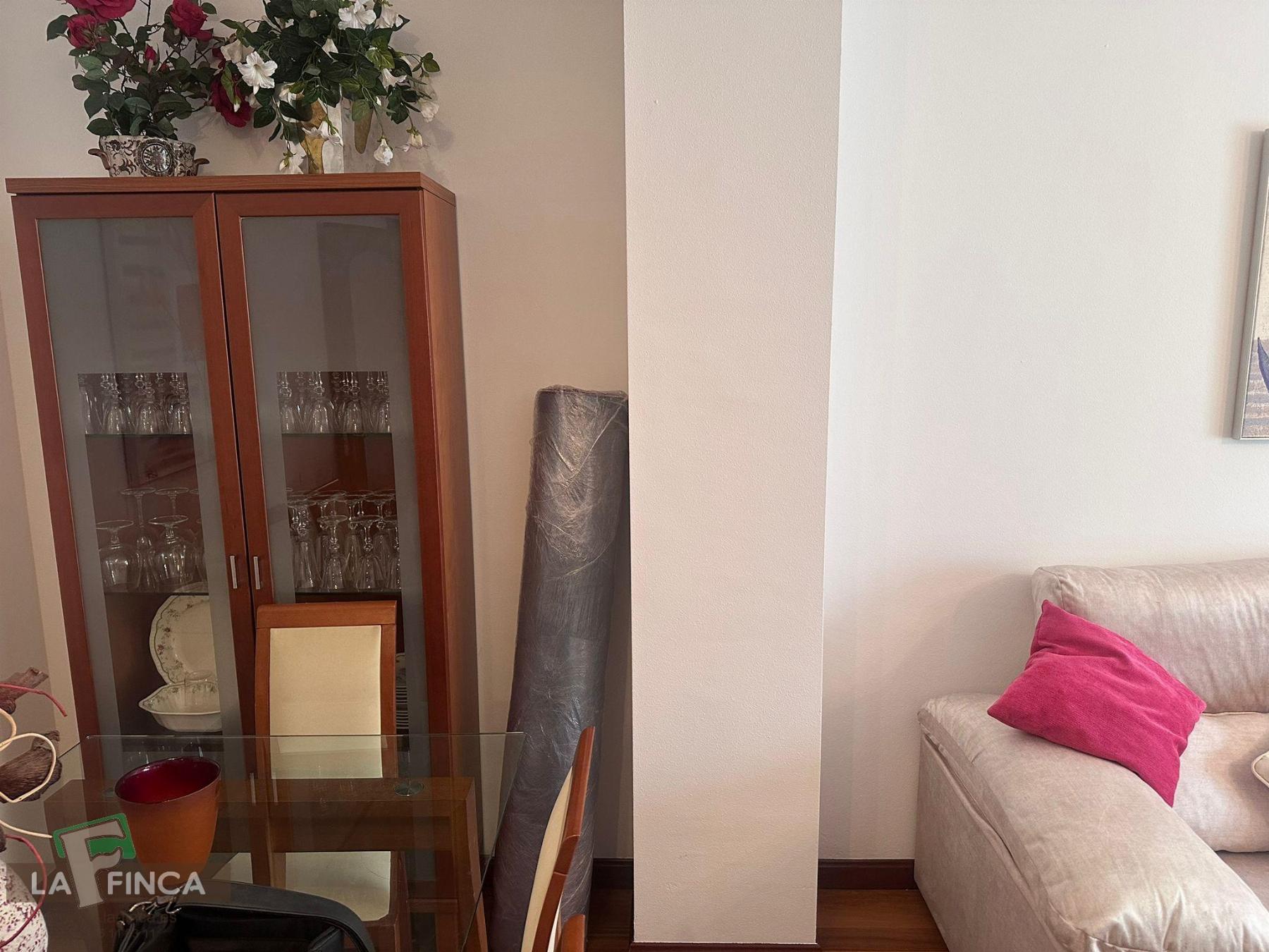 For sale of flat in Oviedo