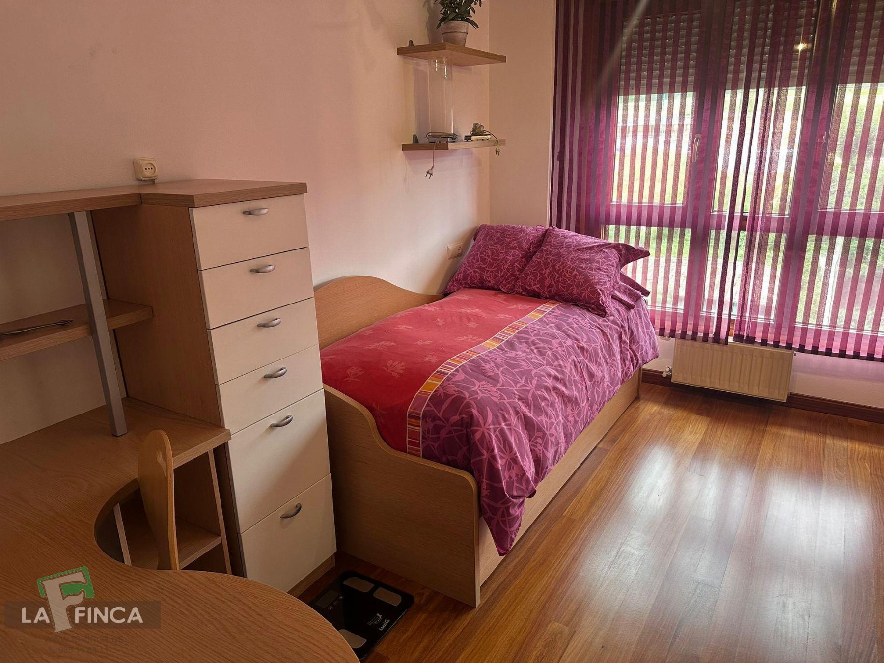 For sale of flat in Oviedo