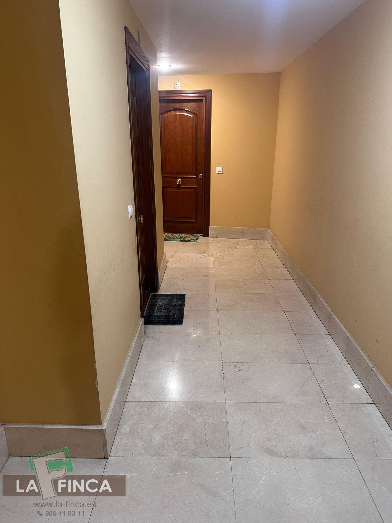 For sale of flat in Oviedo
