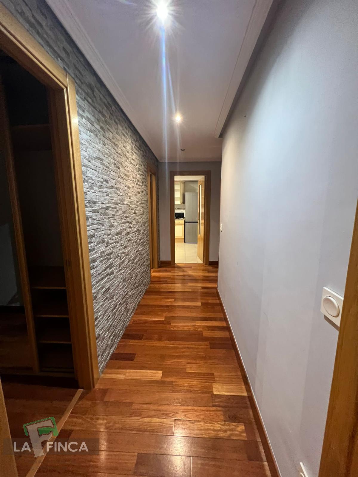 For sale of flat in Oviedo