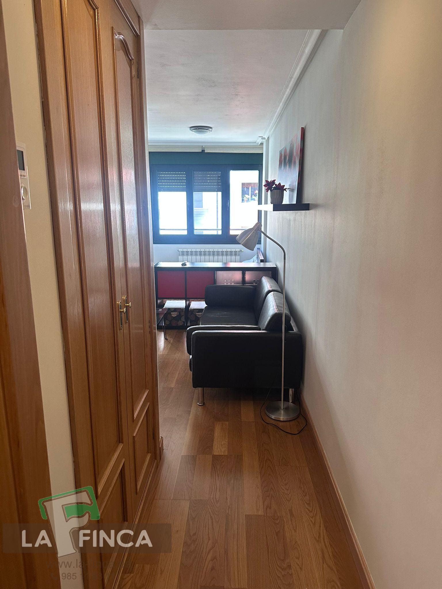 For rent of study in Oviedo