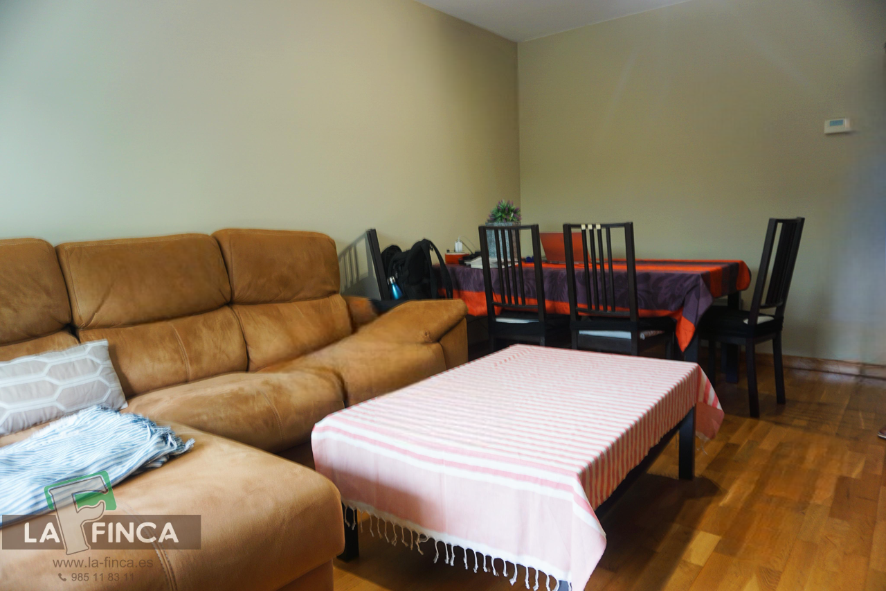 For sale of flat in Gozón