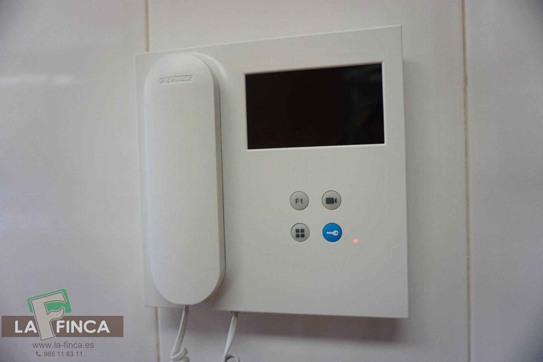 For sale of flat in Gozón