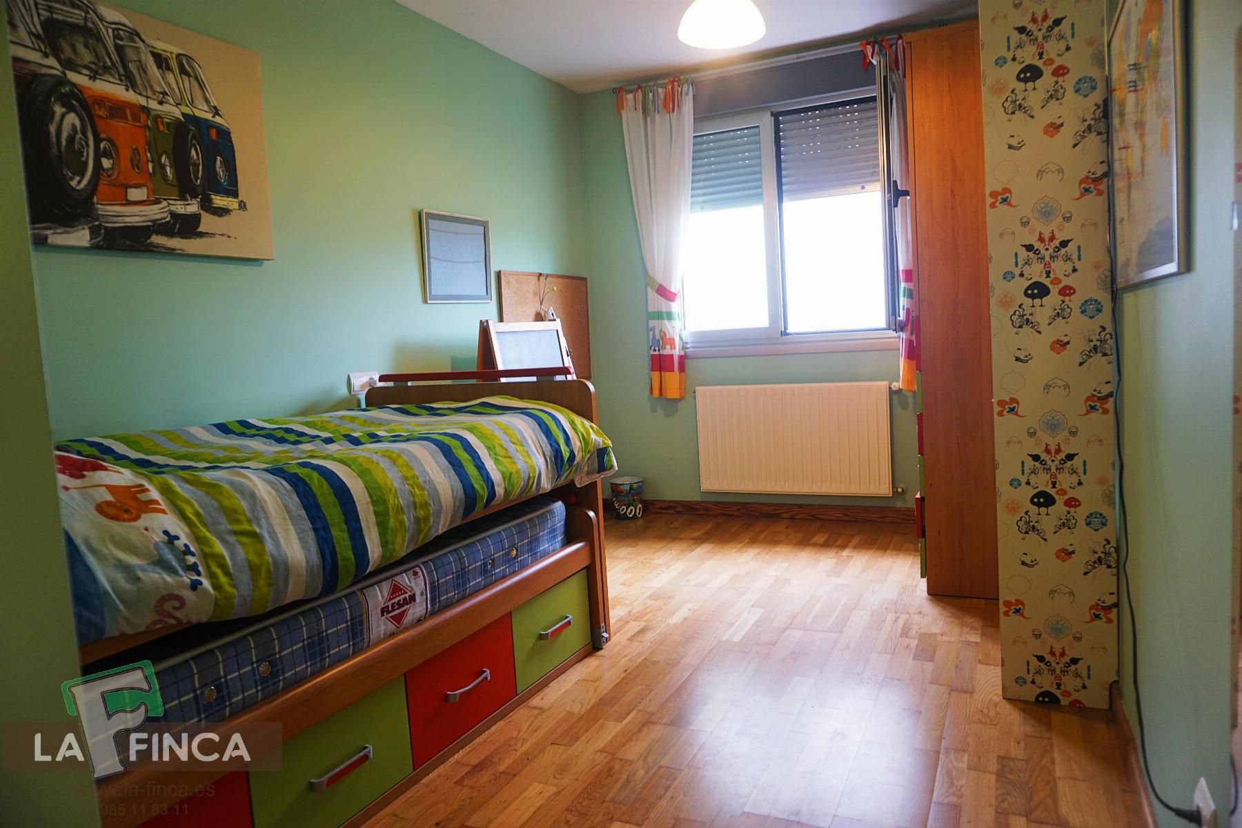 For sale of flat in Gozón