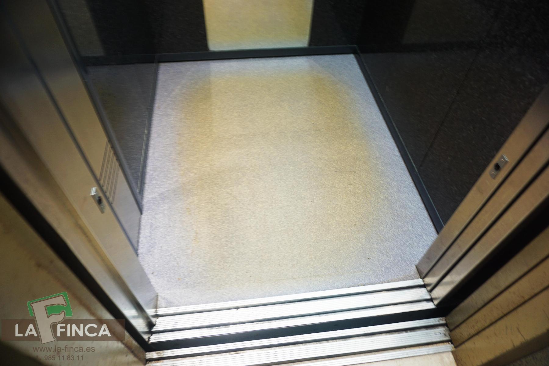 For sale of flat in Gozón