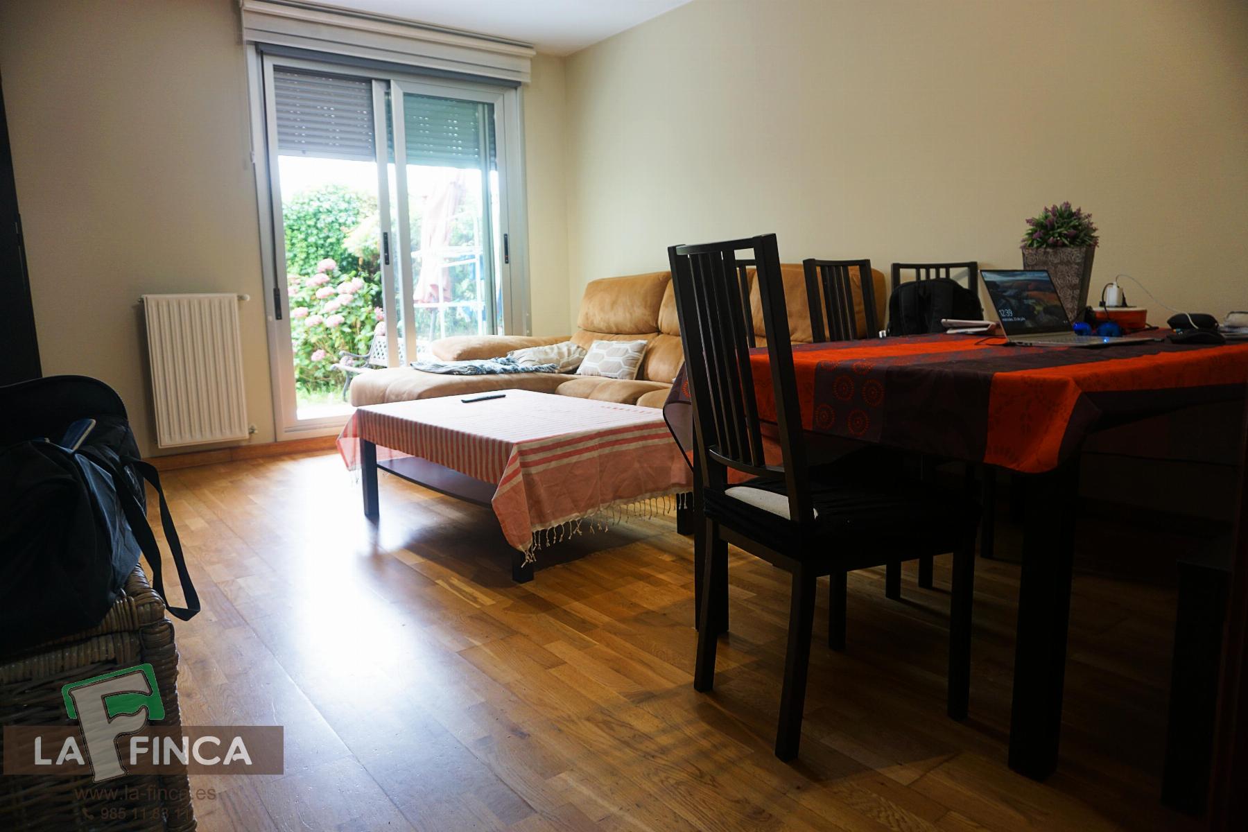 For sale of flat in Gozón