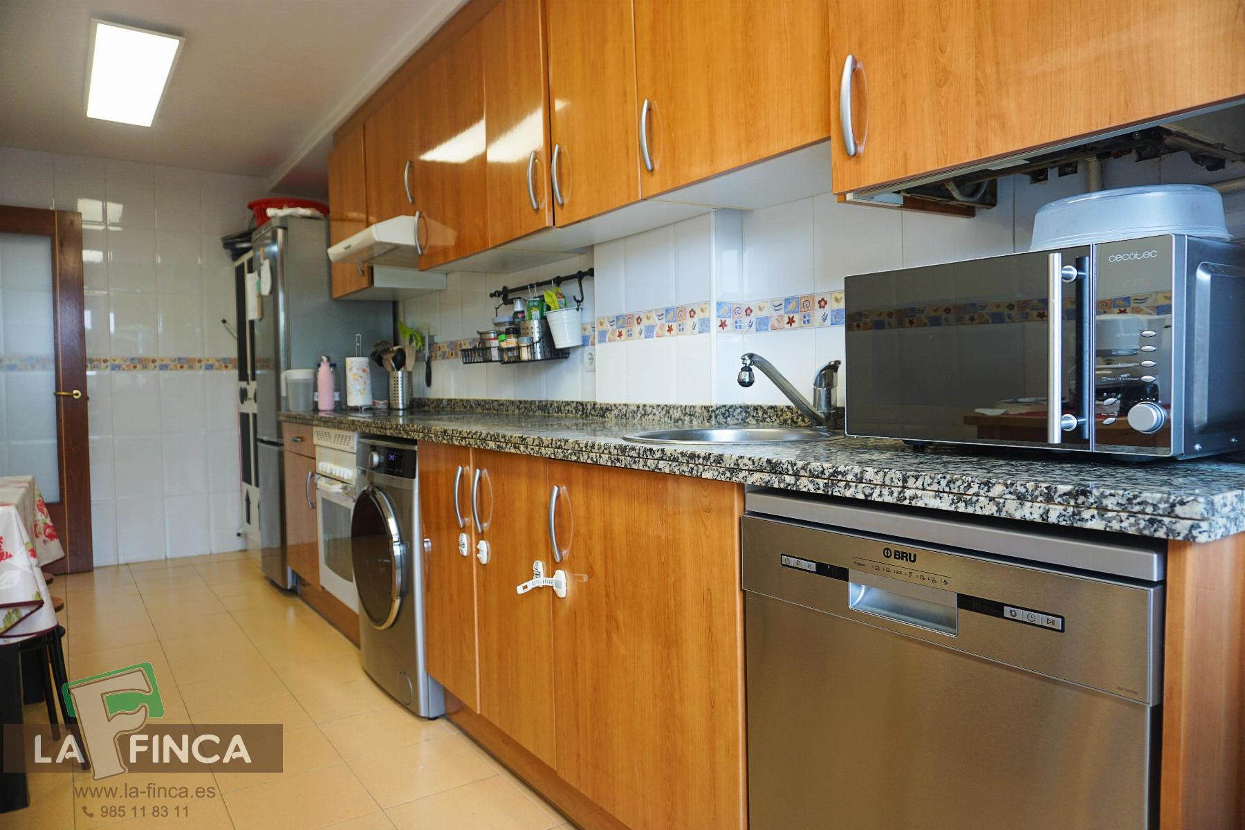 For sale of flat in Gozón