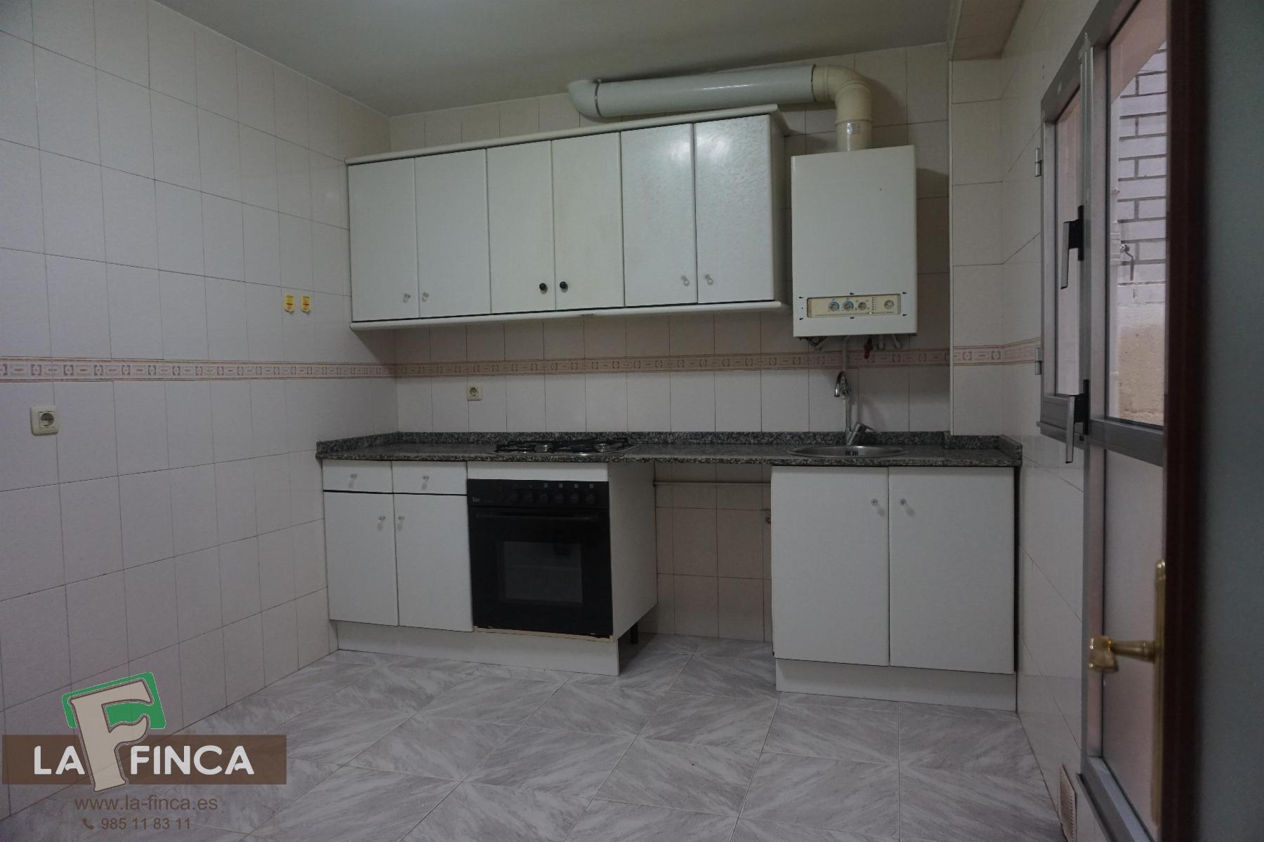 For sale of flat in Oviedo