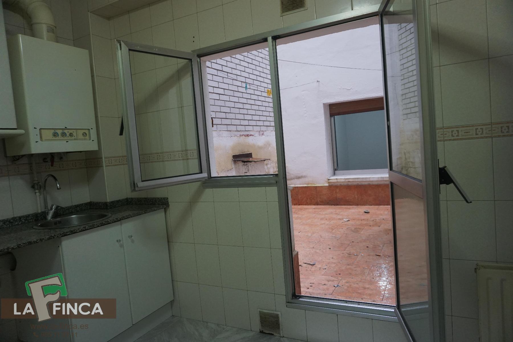For sale of flat in Oviedo