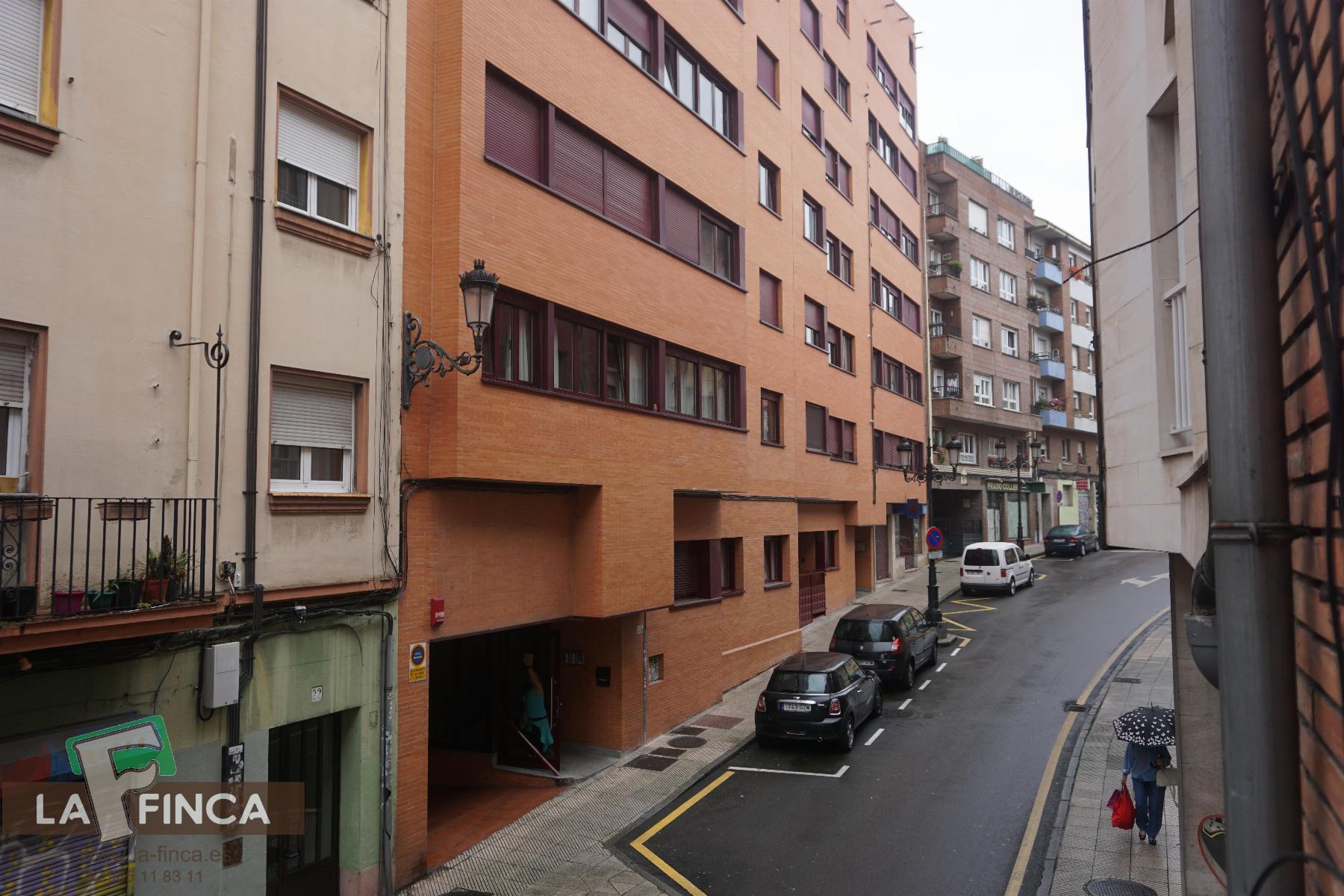 For sale of flat in Oviedo