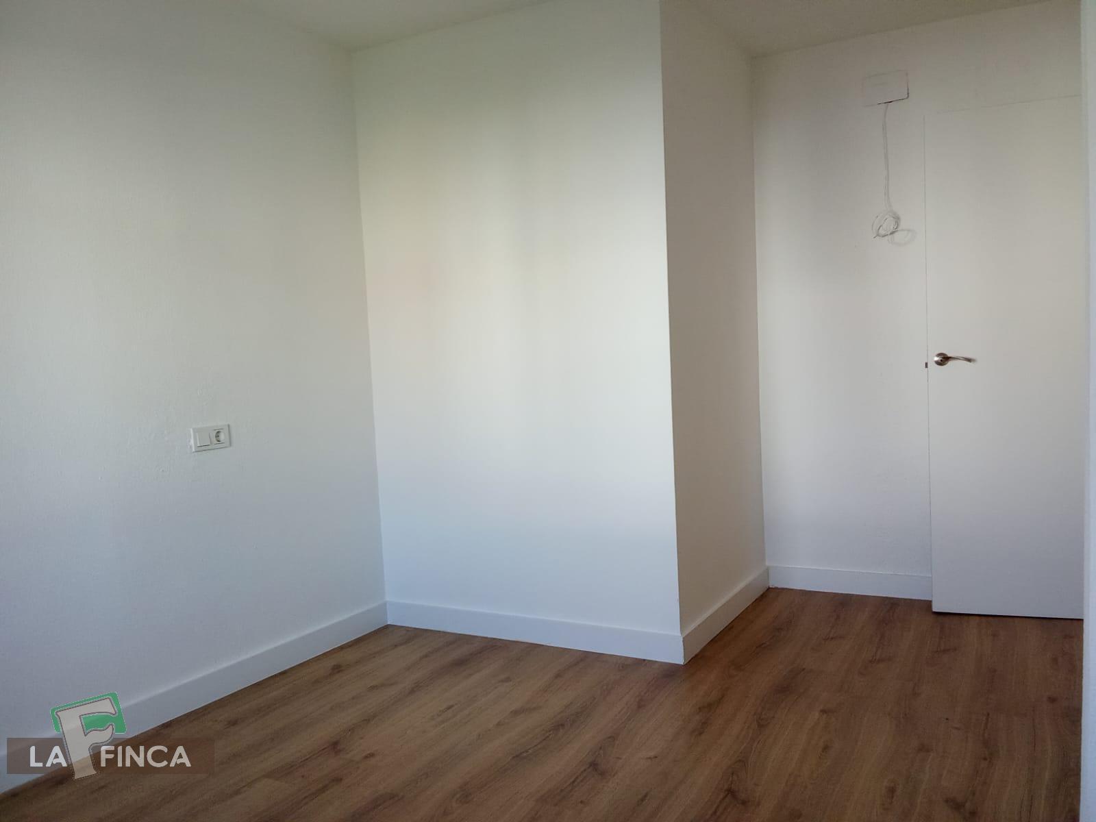 For sale of flat in Gijón