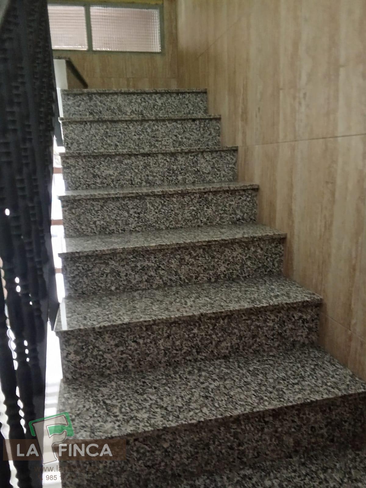 For sale of flat in Gijón