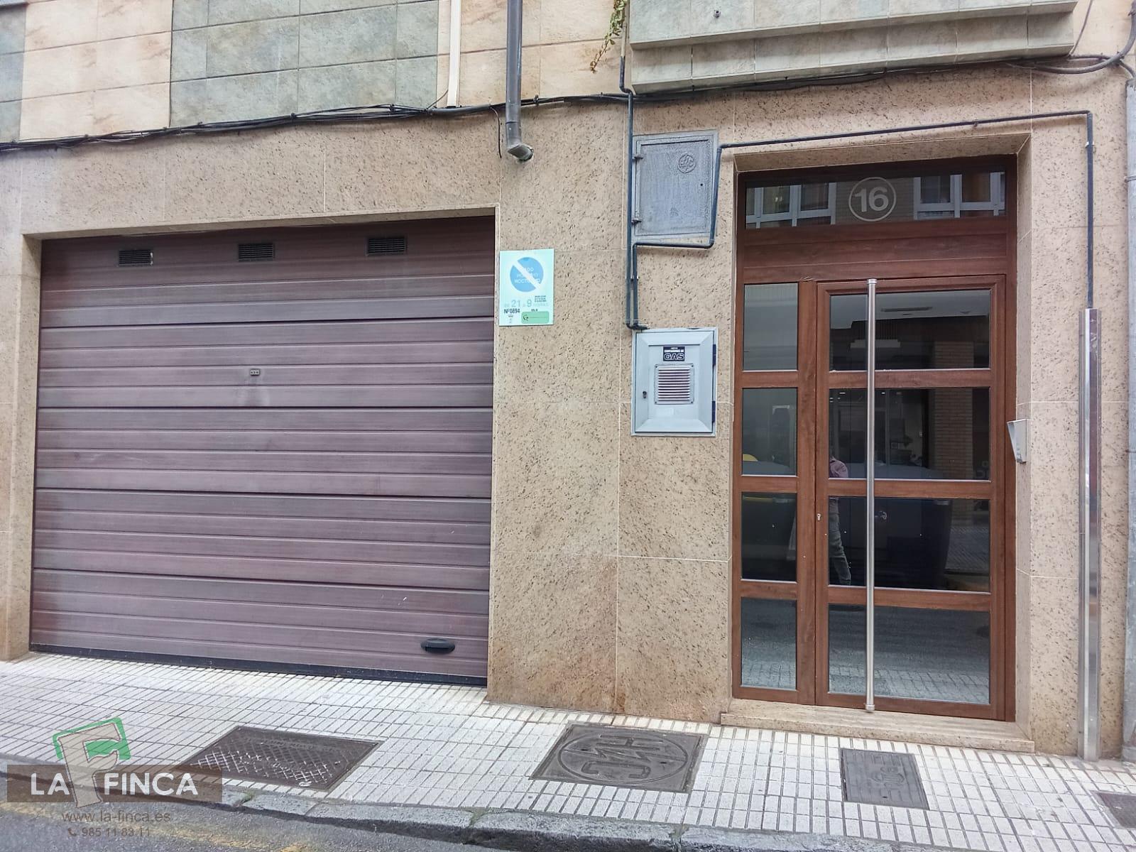 For sale of flat in Gijón
