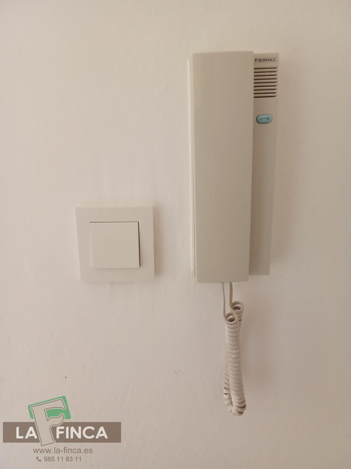 For sale of flat in Gijón