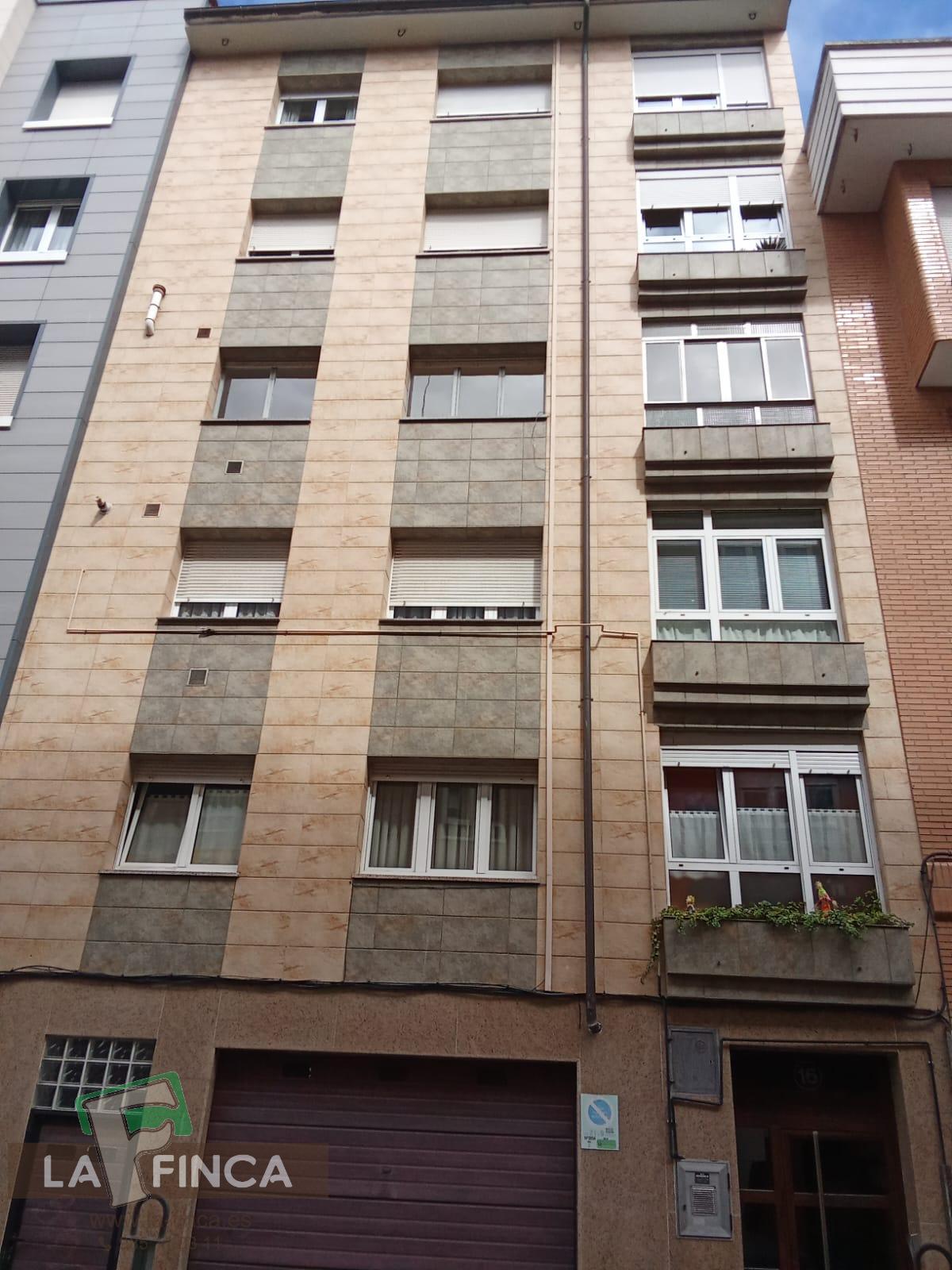 For sale of flat in Gijón