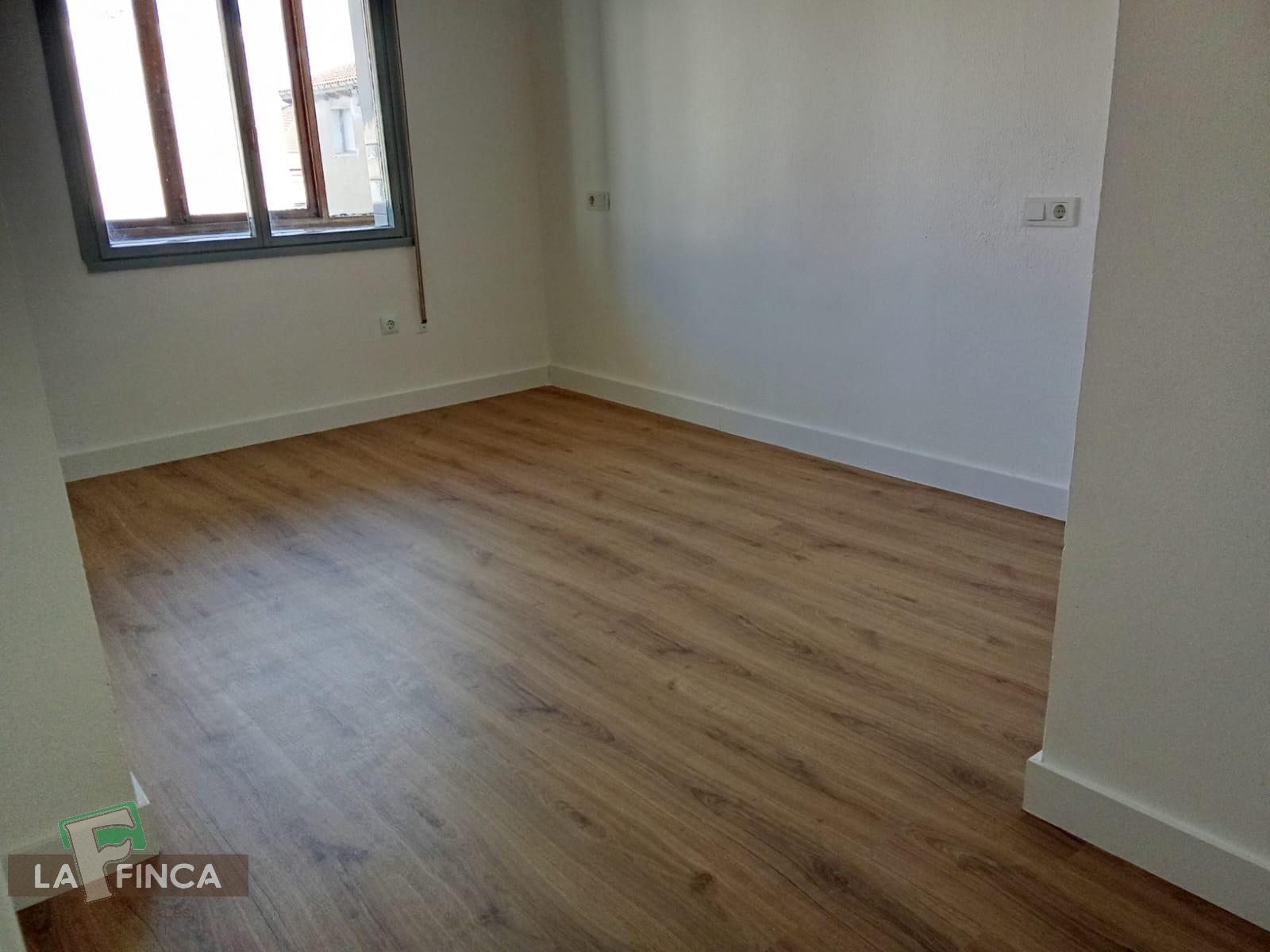 For sale of flat in Gijón