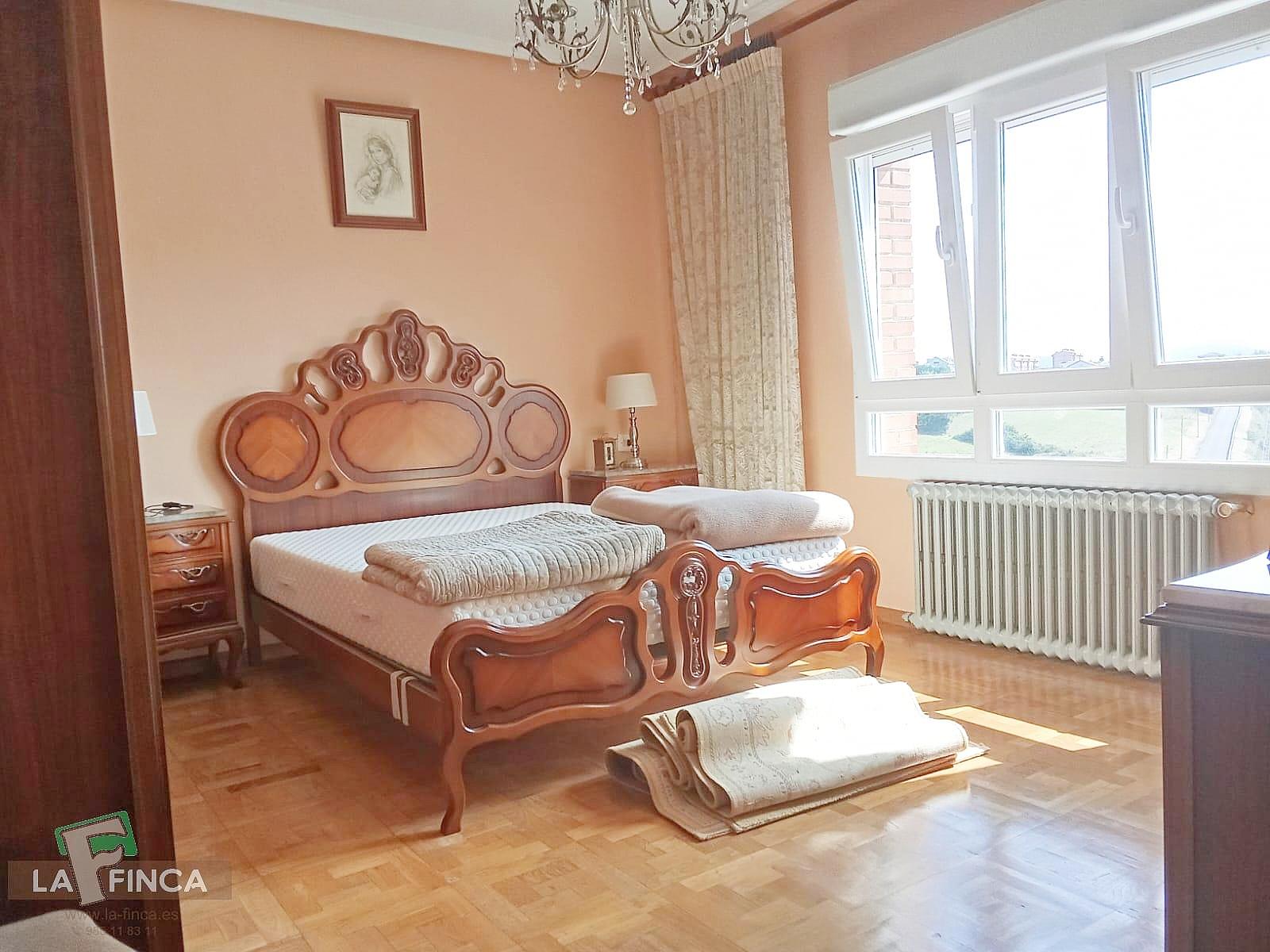 For sale of flat in Avilés Concejo