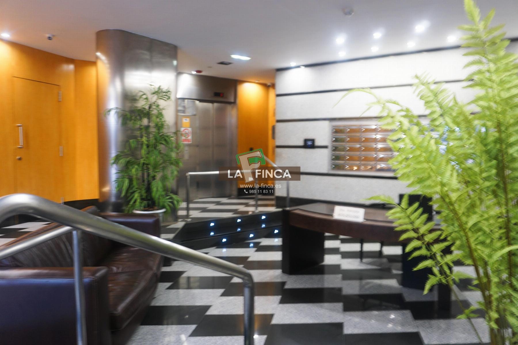 Venta de piso en Oviedo