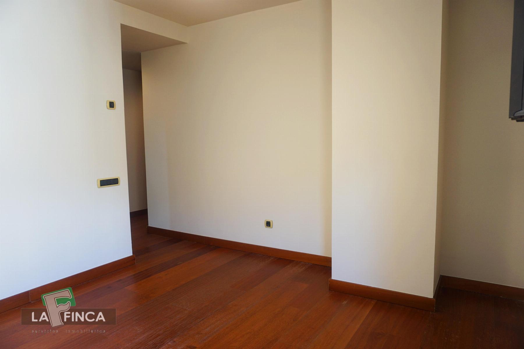 Venta de piso en Oviedo