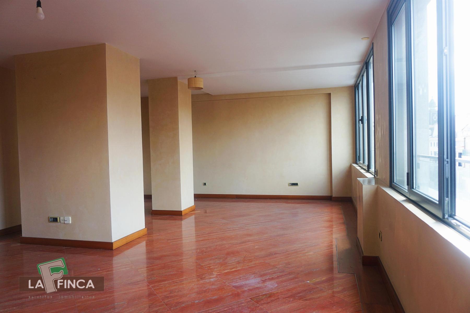 Venta de piso en Oviedo