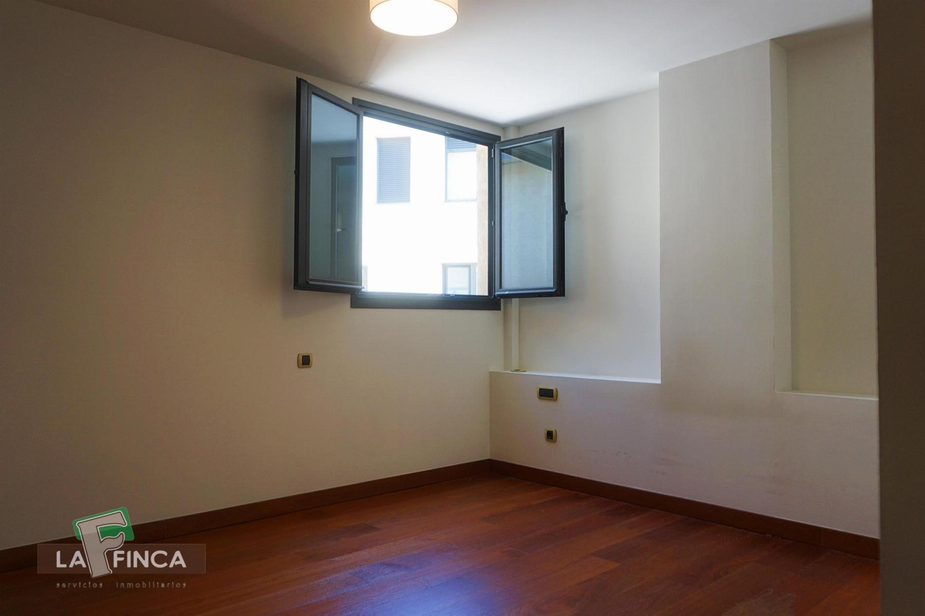 Venta de piso en Oviedo